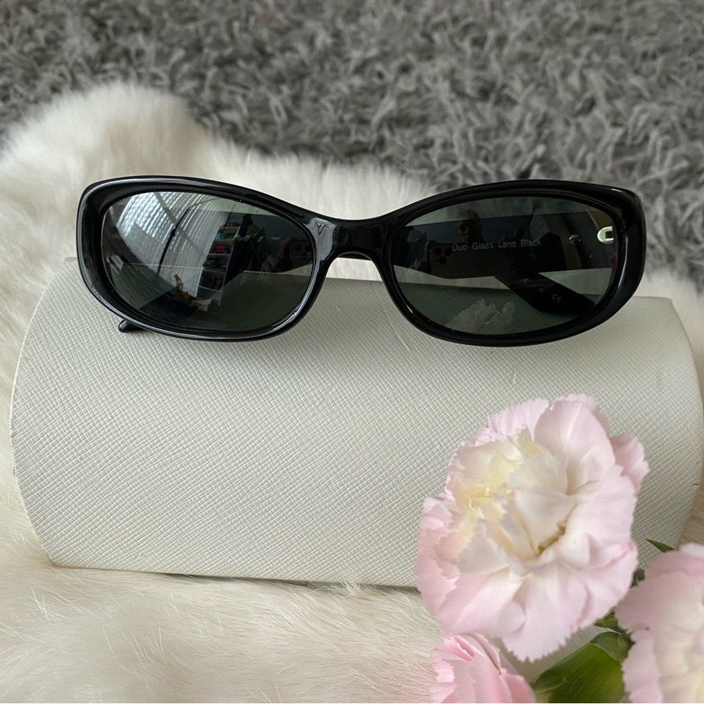 SMITH Black Oval Sunglasses